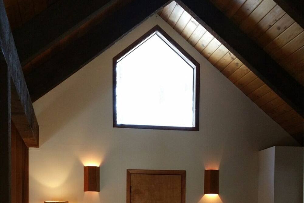 Photo of Livingroom in Black Butte Ranch