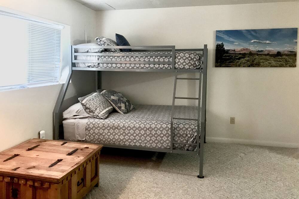 Photo of Bedroom in Apple Valley