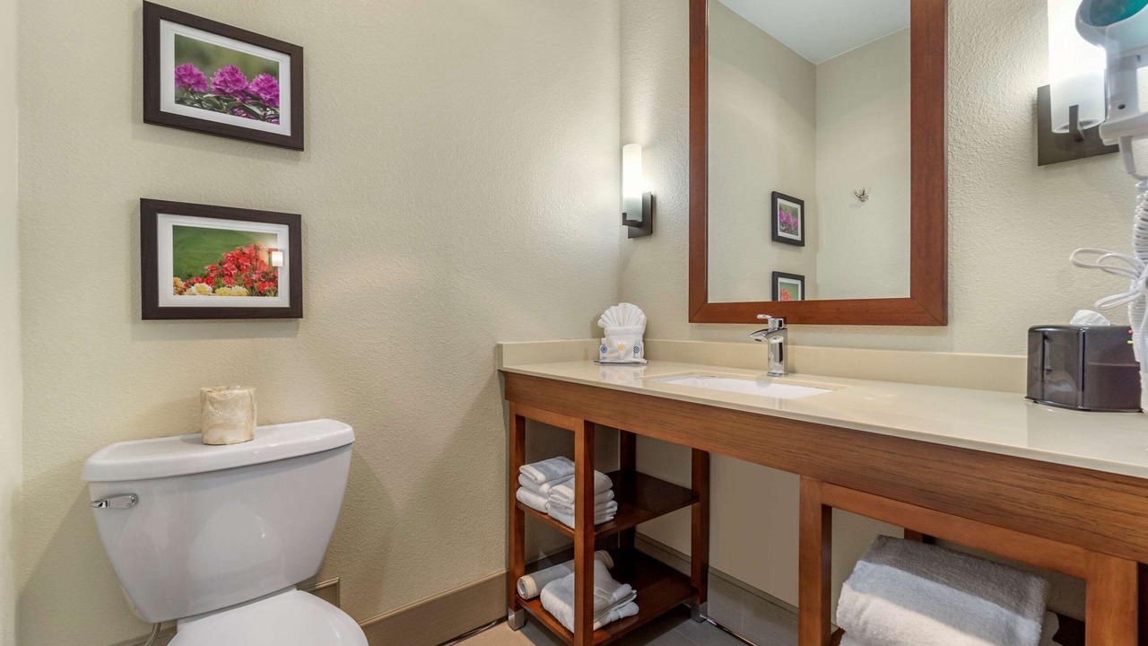 Photo of Bathroom in Lakewood