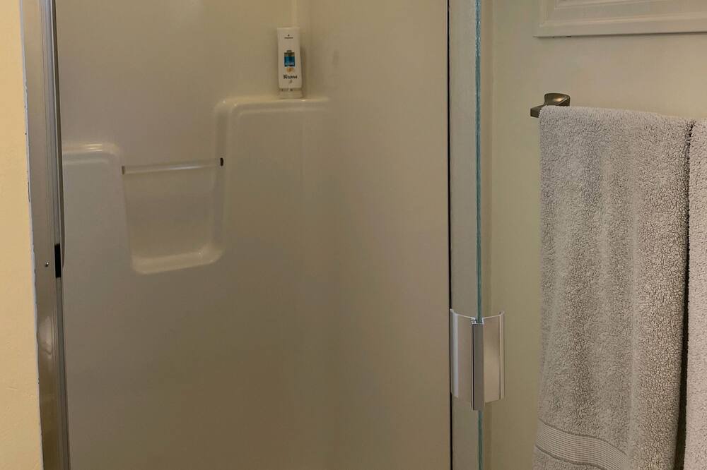 Photo of Bathroom in South Tabor