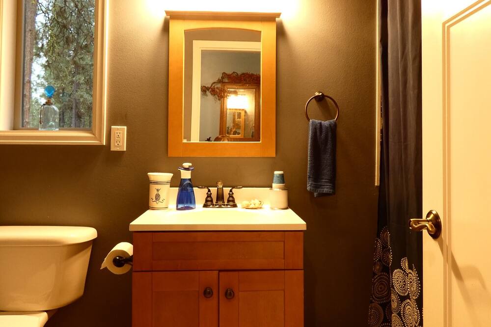 Photo of Bathroom in Colville