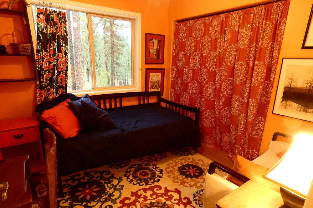 Photo of Bedroom in Colville