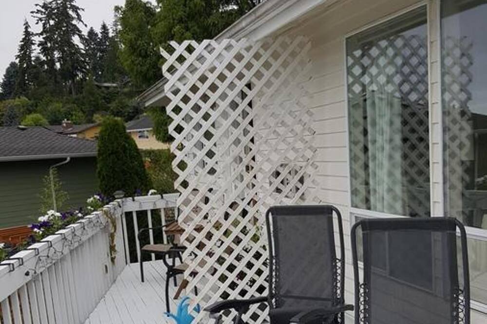 Photo of Patio Balcony in The Bowl of Edmonds