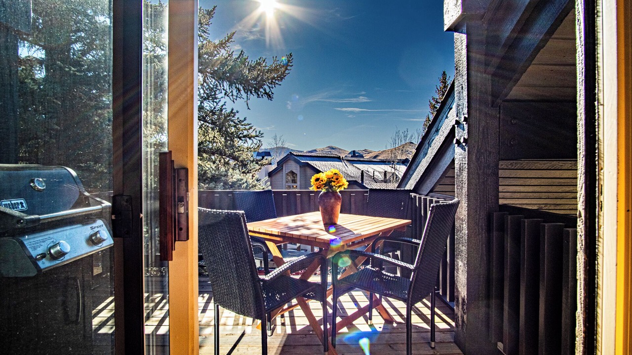 Photo of Outdoor in Elkhorn Village