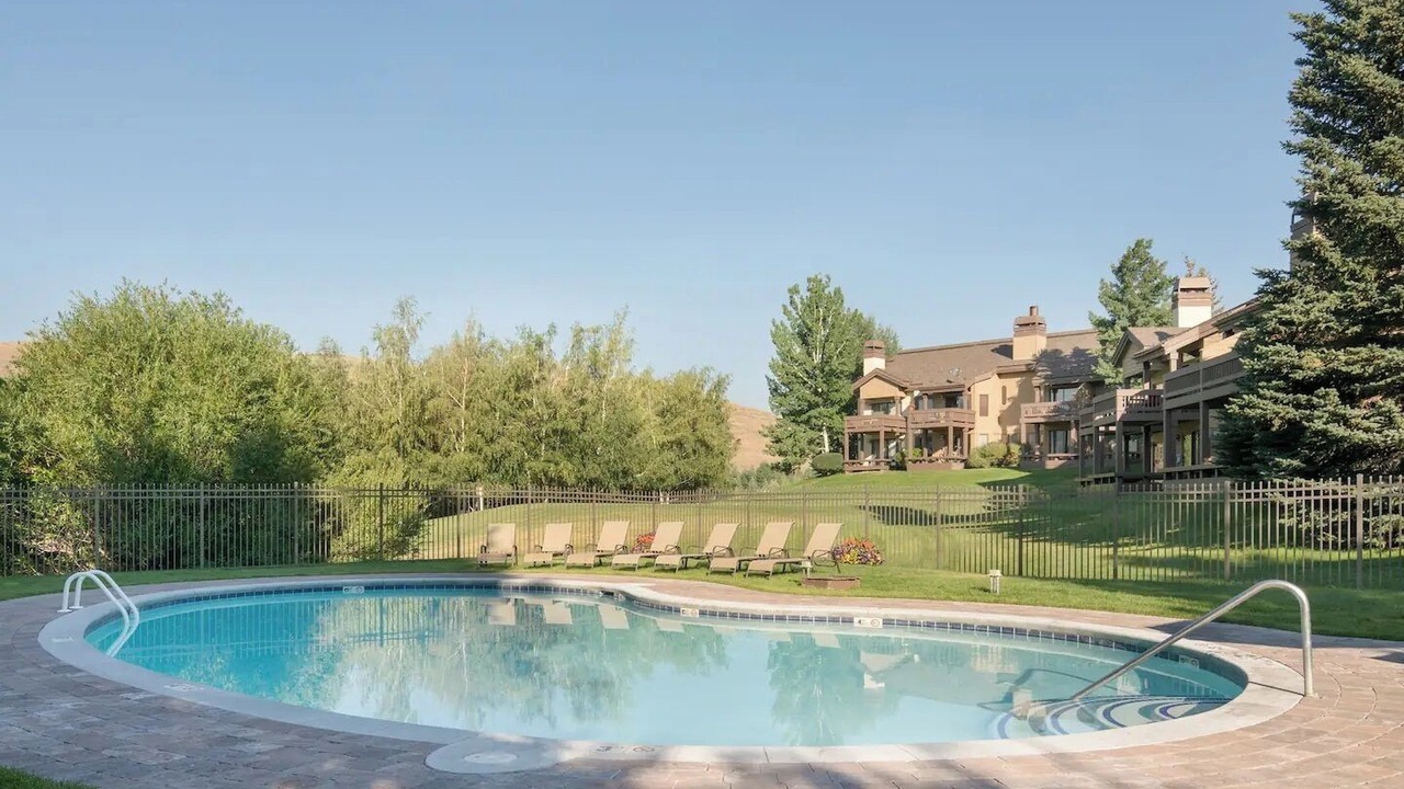 Photo of Outdoor in Elkhorn Village