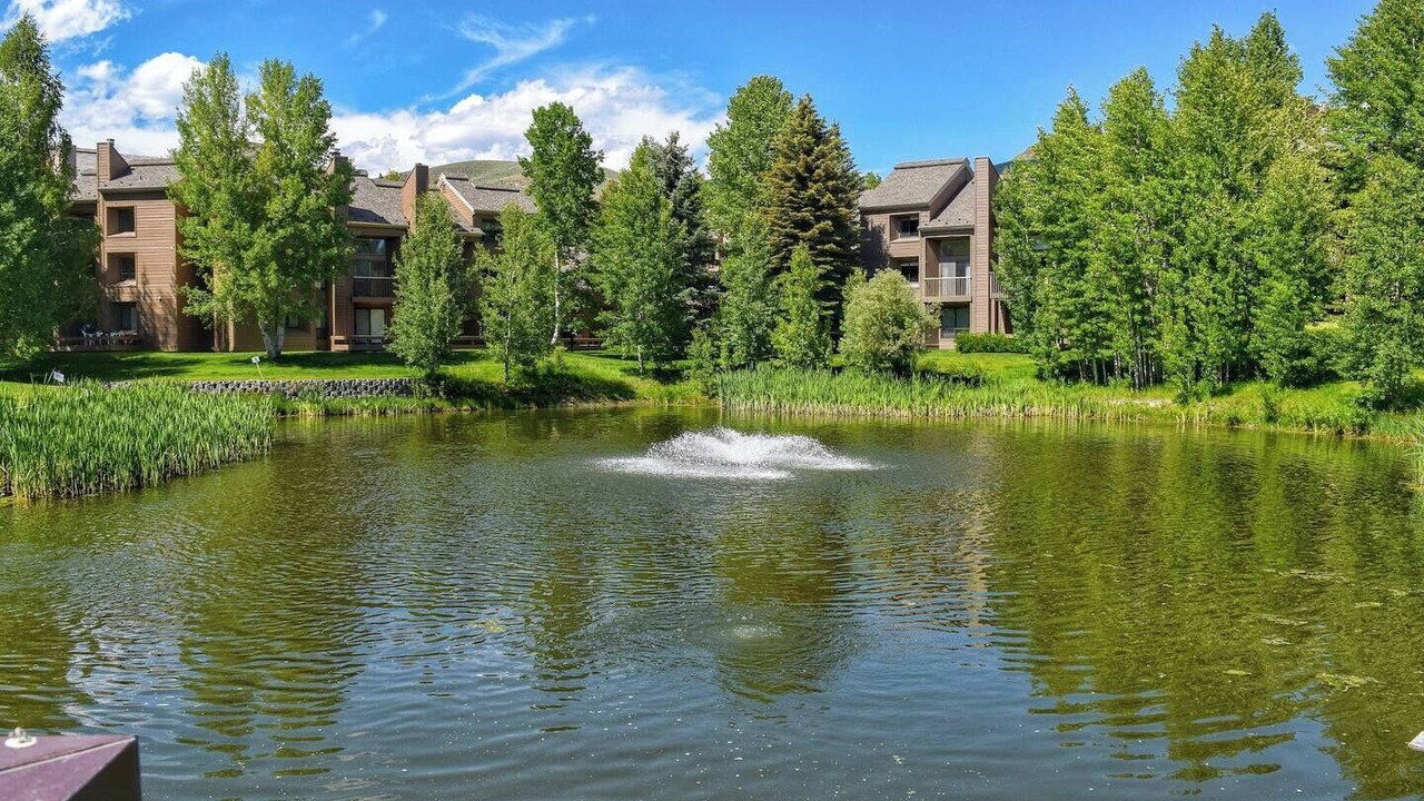 Photo of Outdoor in Elkhorn Village