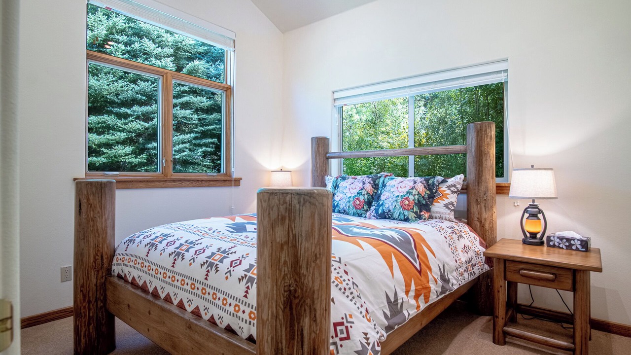 Photo of Bedroom in Twin Creeks
