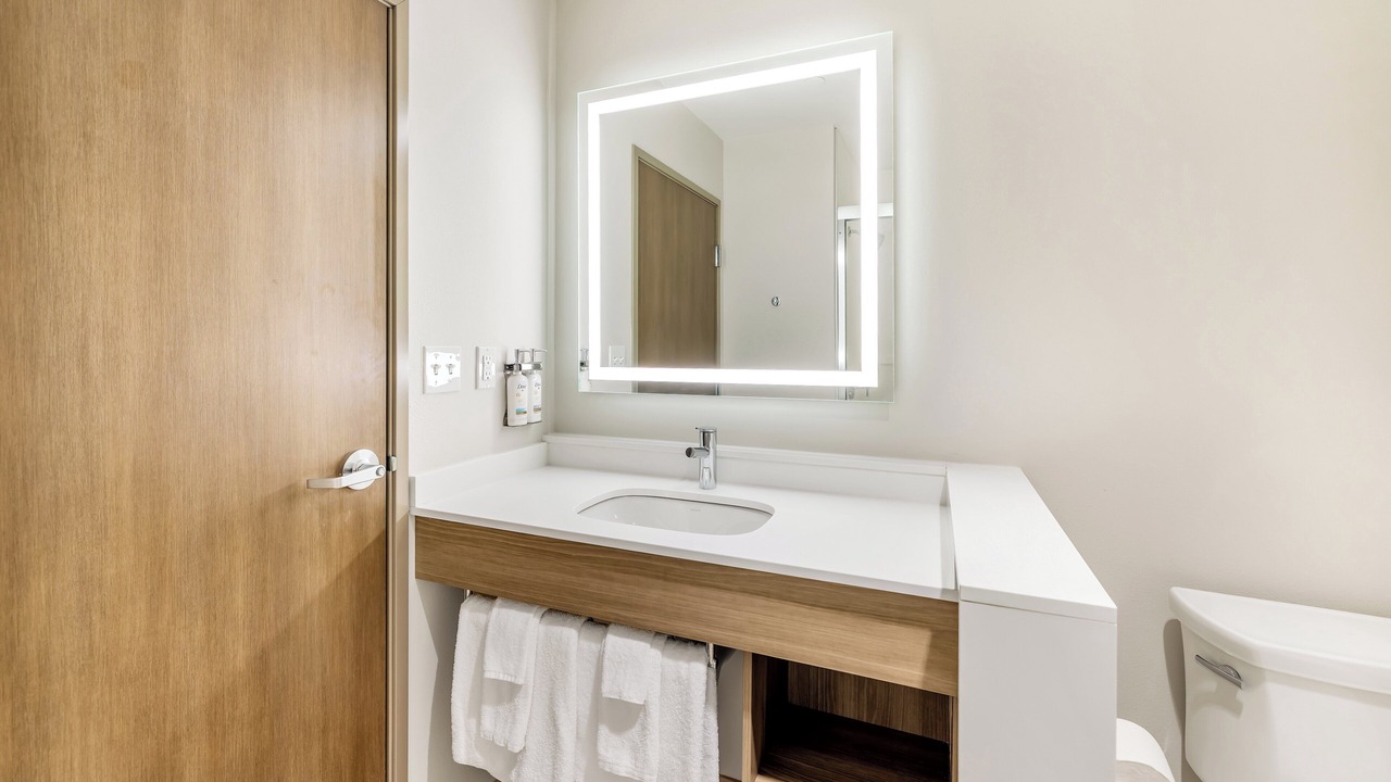 Photo of Bathroom in Roseburg