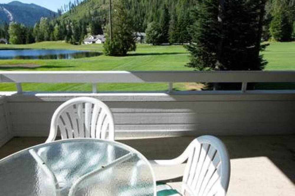 Photo of Bedroom in Leavenworth