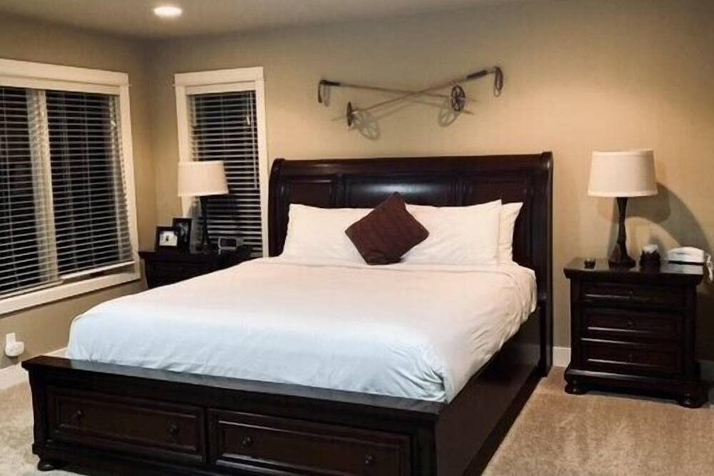 Photo of Bedroom in Leavenworth