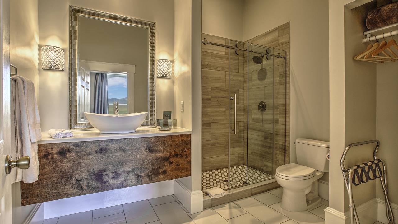 Photo of Bathroom in McCammon