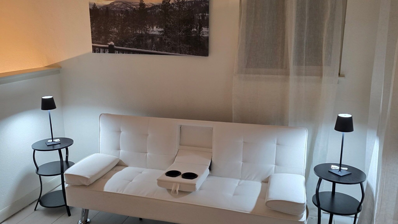 Photo of Livingroom in Garden District