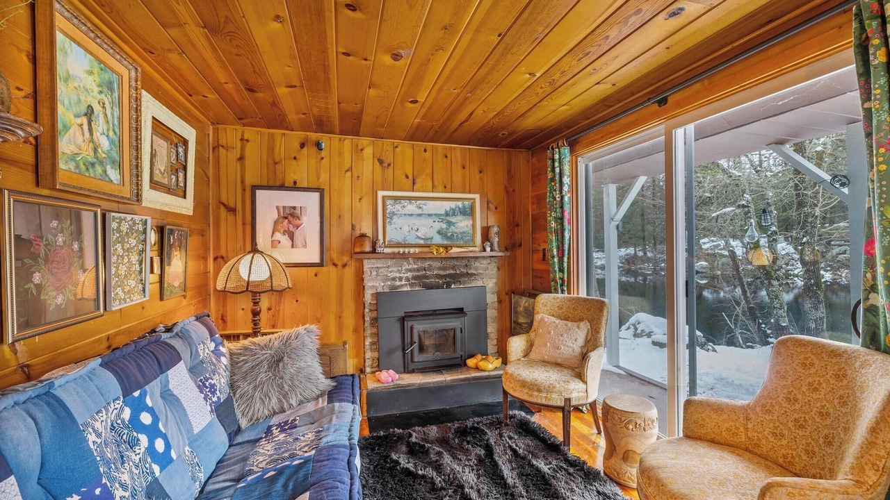 Photo of Livingroom in Newport