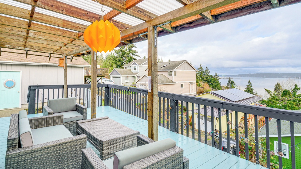 Photo of Patio Balcony in West Hills
