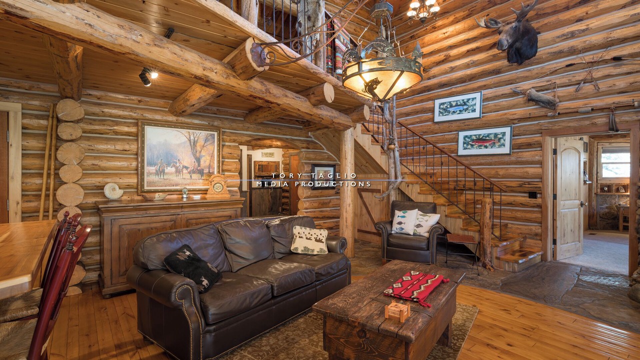 Photo of Livingroom in Stanley