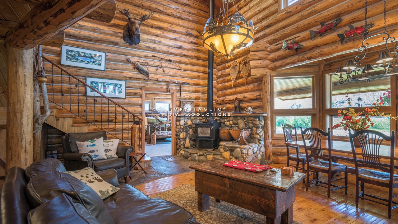 Photo of Livingroom in Stanley