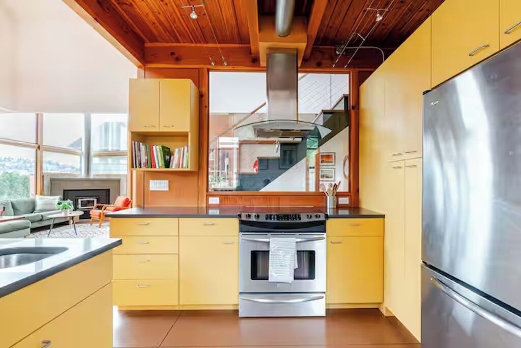 Photo of Kitchen in Southeast Magnolia