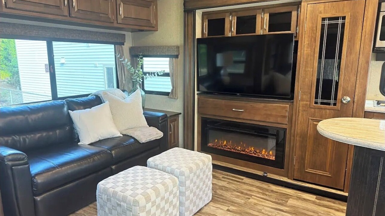 Photo of Livingroom in Bonney Lake