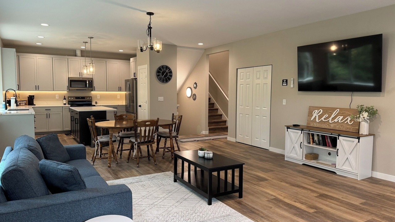 Photo of Livingroom in Belfair