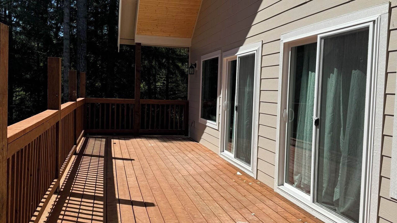 Photo of Patio Balcony in Belfair