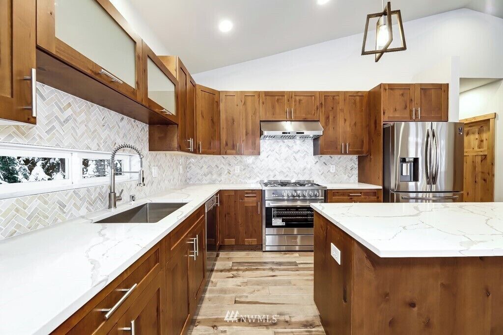 Photo of Kitchen in Snoqualmie Pass