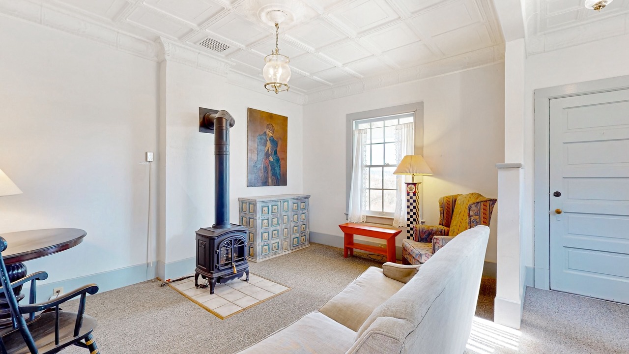 Photo of Livingroom in Coupeville