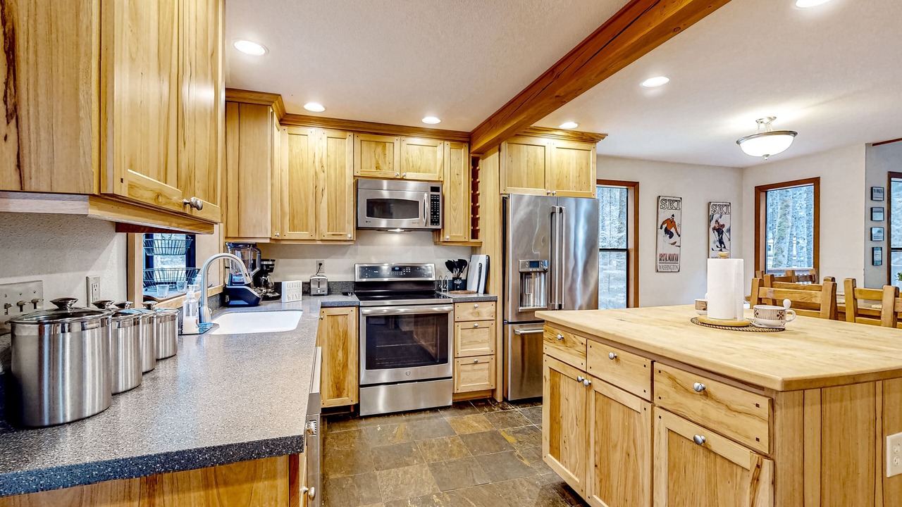 Photo of Kitchen in Enumclaw