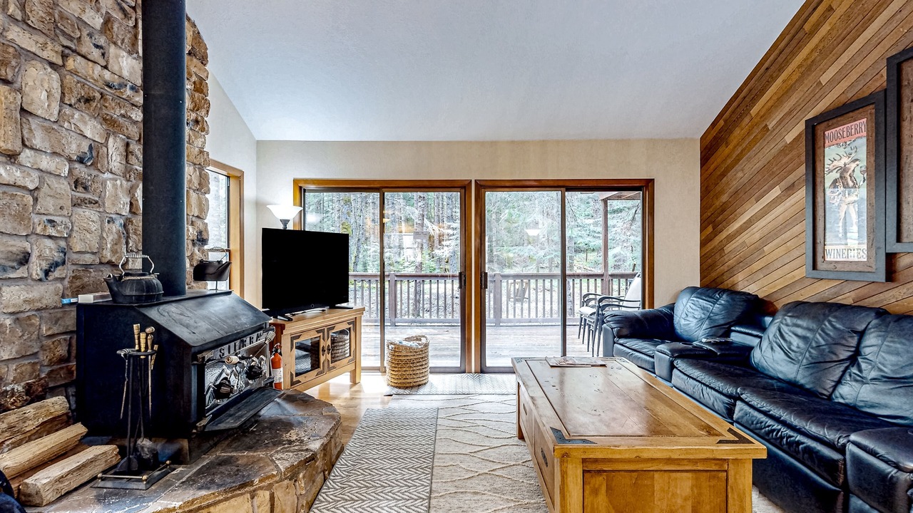 Photo of Livingroom in Enumclaw
