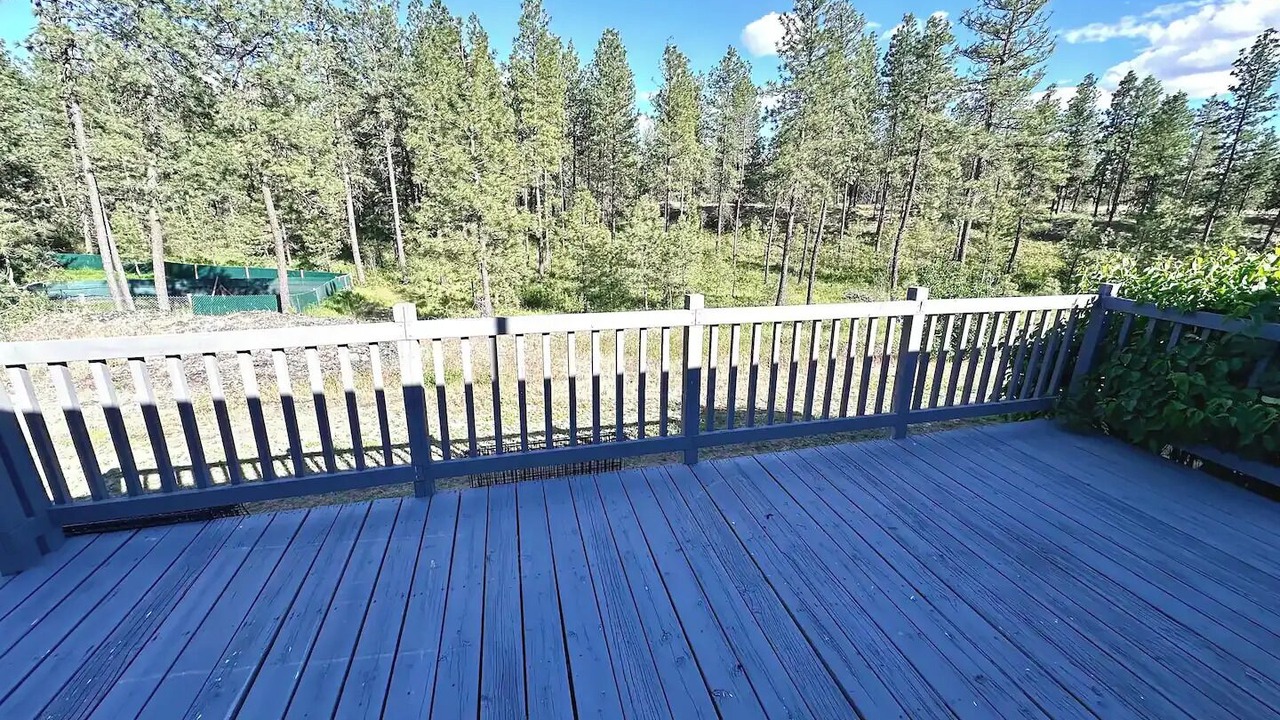 Photo of Outdoor in Mica
