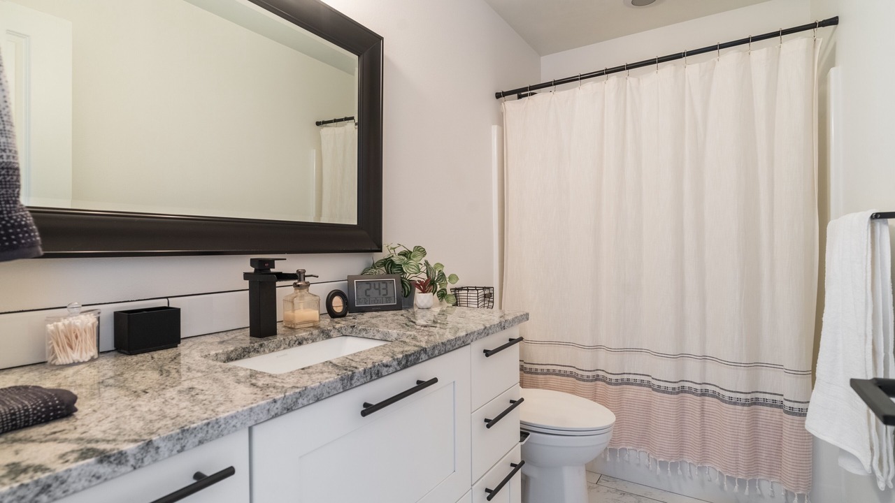 Photo of Bathroom in West Lake Stevens