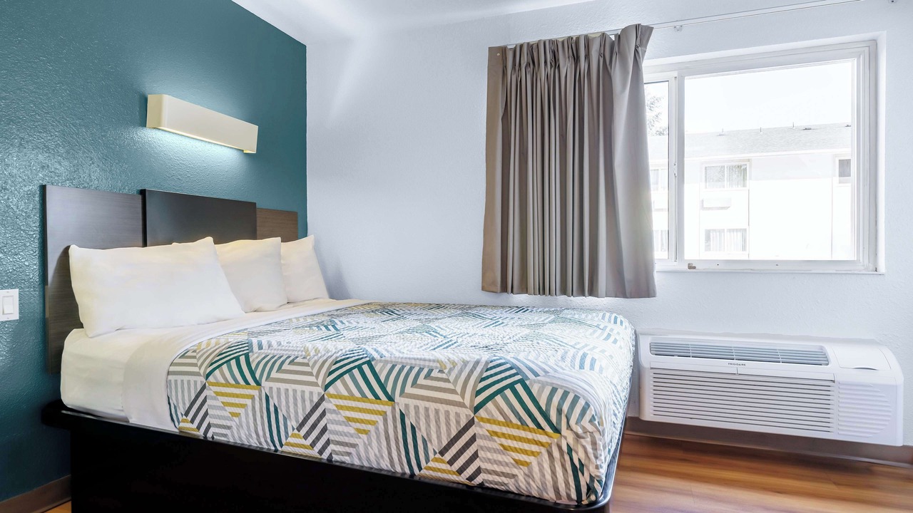 Photo of Bedroom in SeaTac