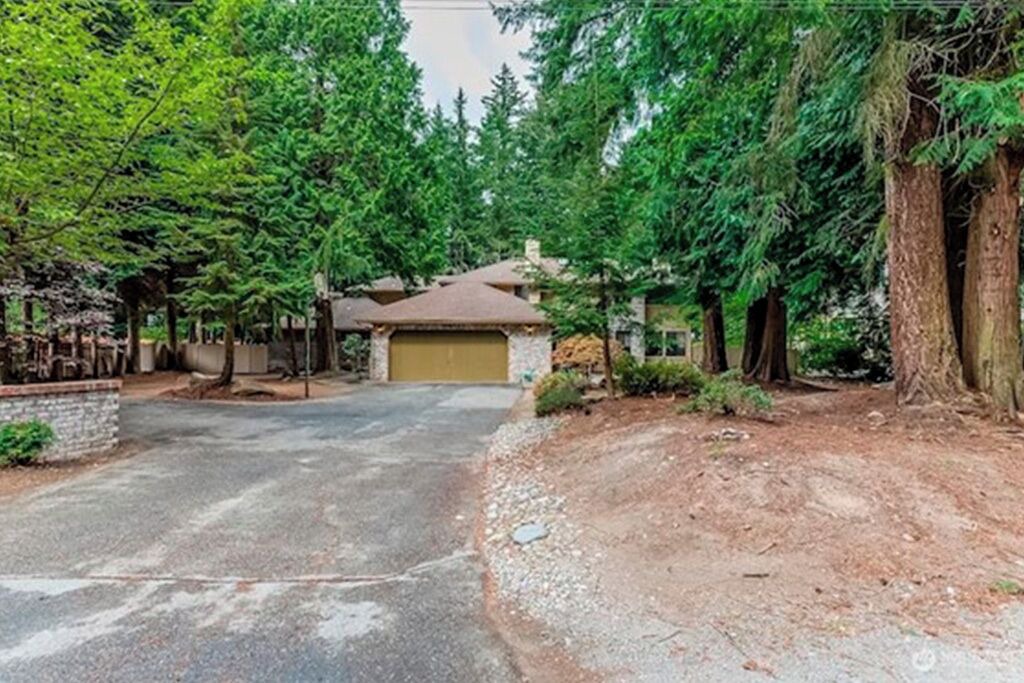 Photo of Outdoor in Lake Hills