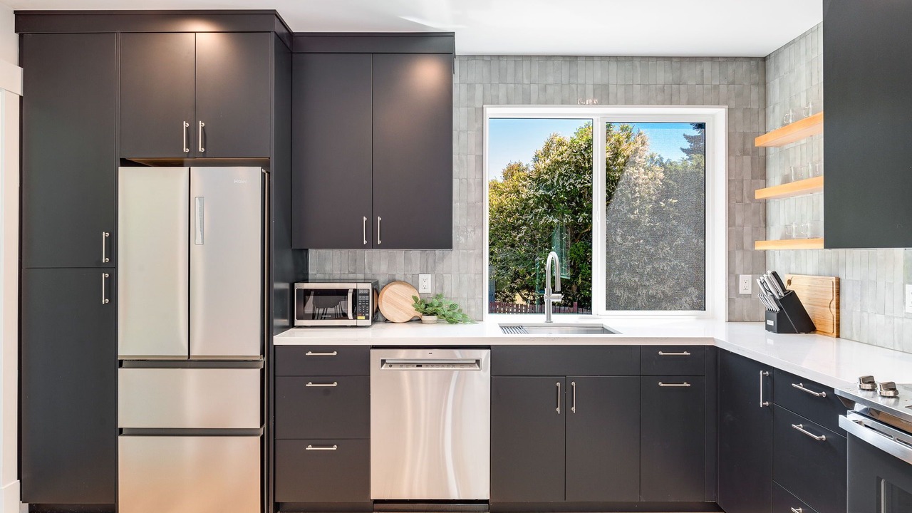 Photo of Kitchen in Southeast Magnolia