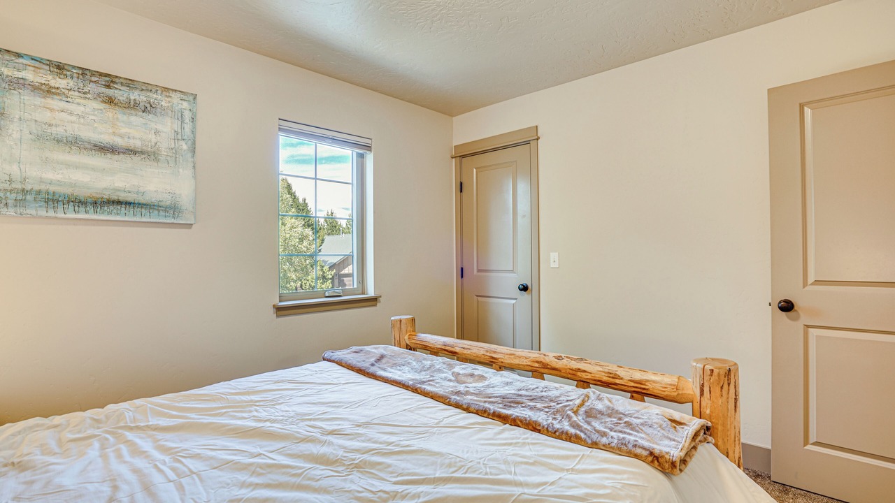 Photo of Bedroom in Donnelly