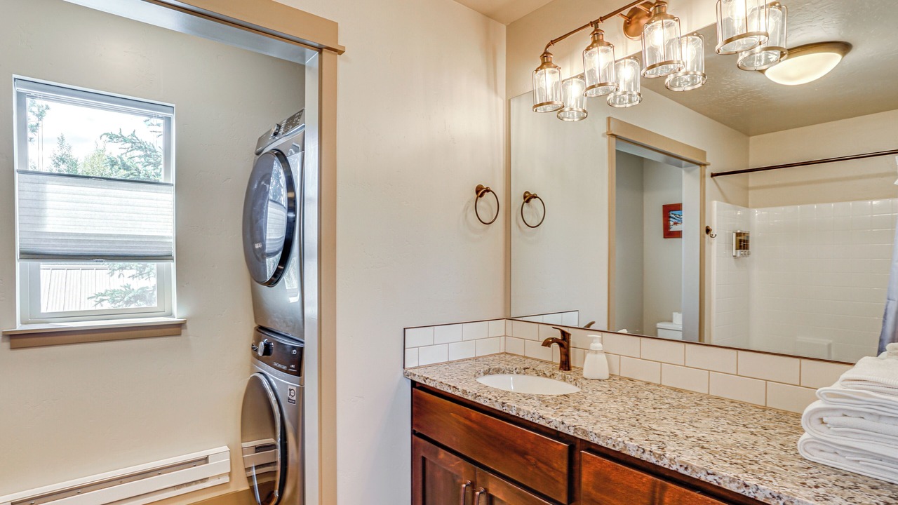 Photo of Bathroom in Donnelly