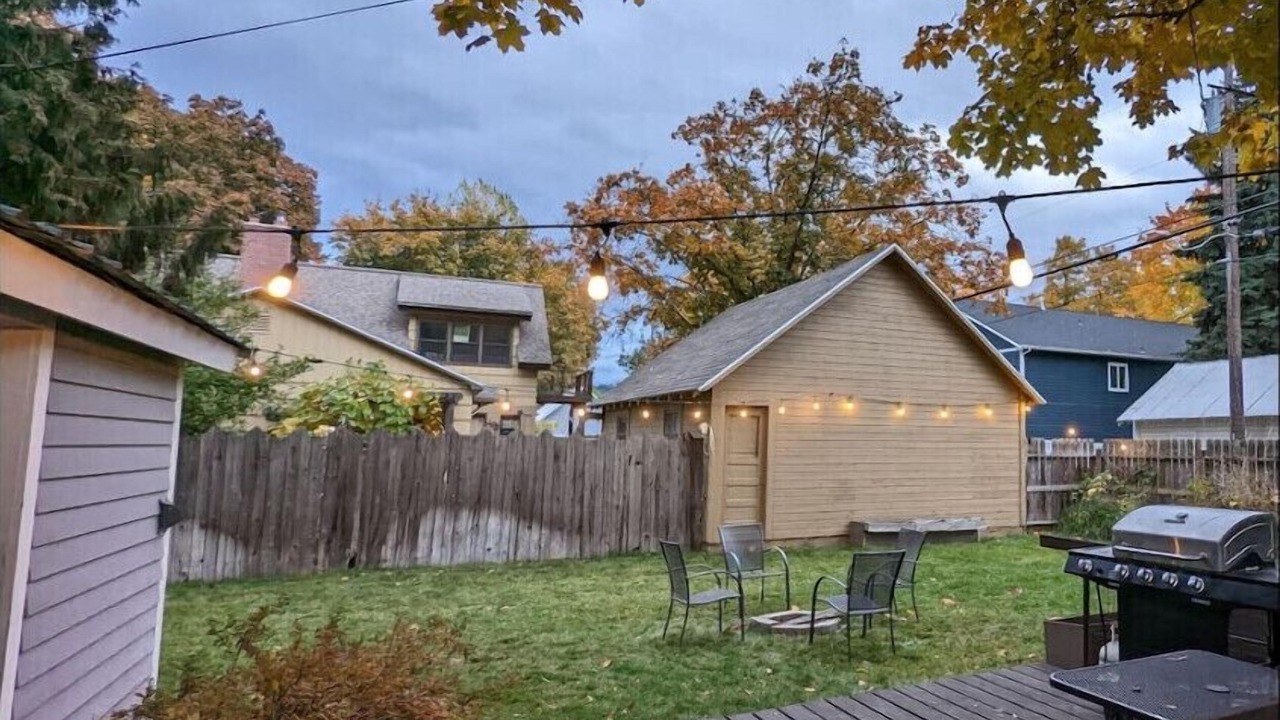 Photo of Outdoor in Garden District