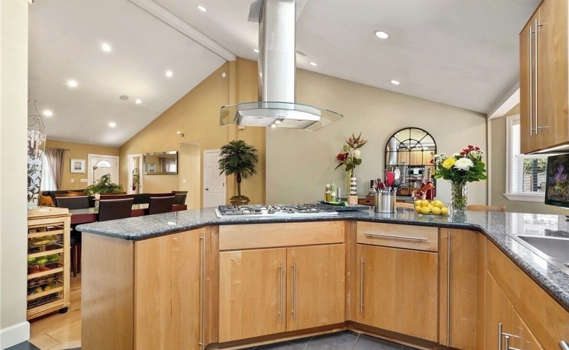 Photo of Kitchen in Lake Hills