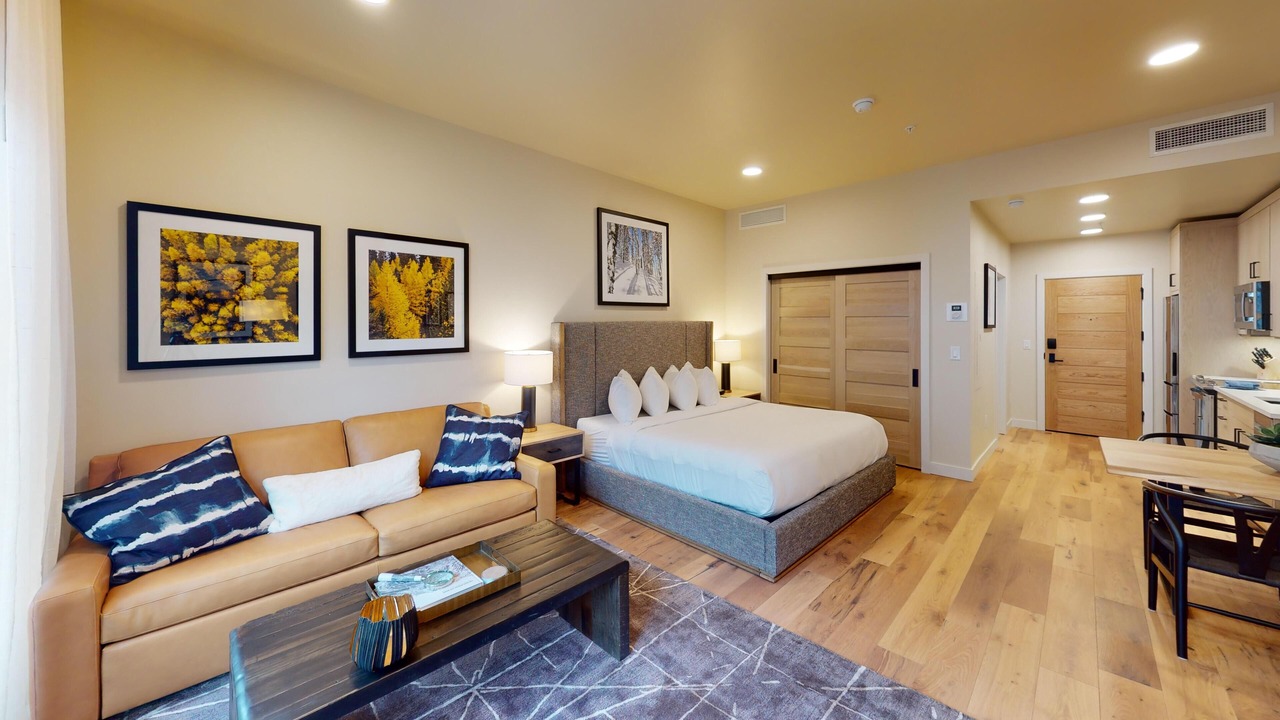 Photo of Livingroom in Tamarack Resort