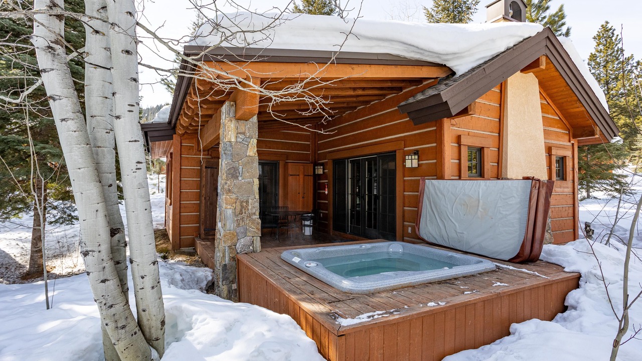 Photo of Outdoor in Tamarack