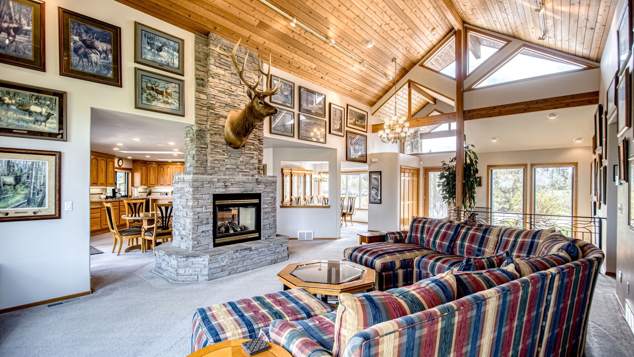 Photo of Livingroom in Cheney