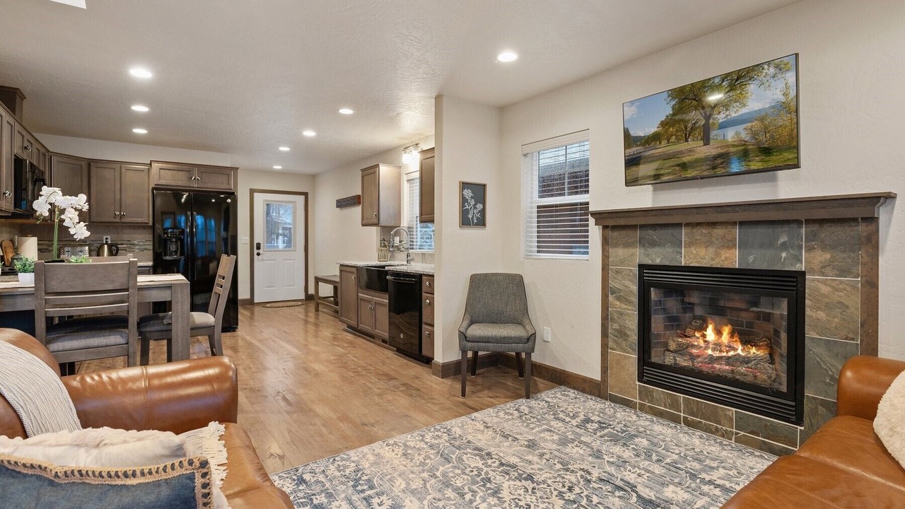 Photo of Livingroom in Dover Bay