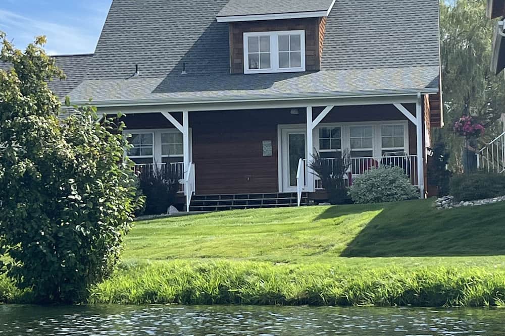 Photo of Others in Dover Bay