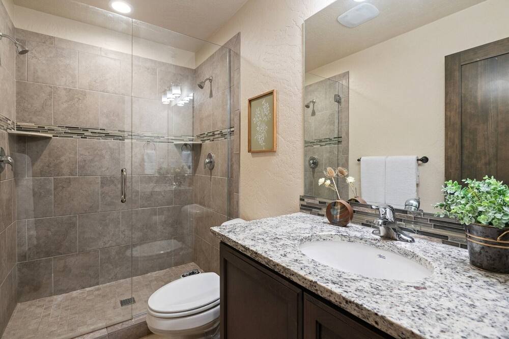 Photo of Bathroom in Dover Bay