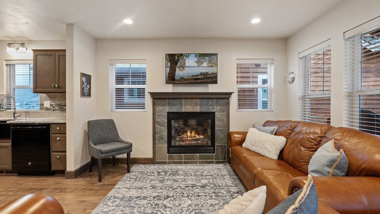 Photo of Livingroom in Dover Bay