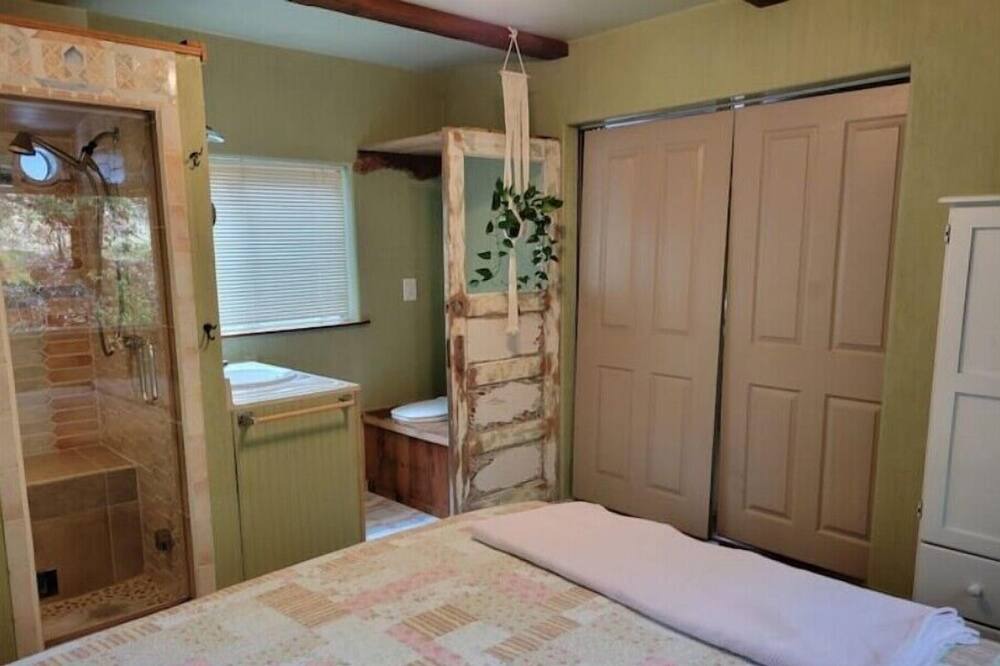 Photo of Bathroom in Jacksonville