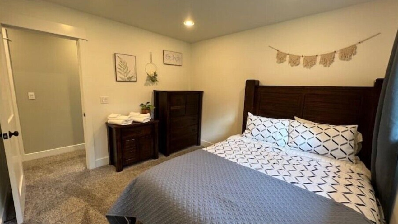 Photo of Bedroom in Snohomish