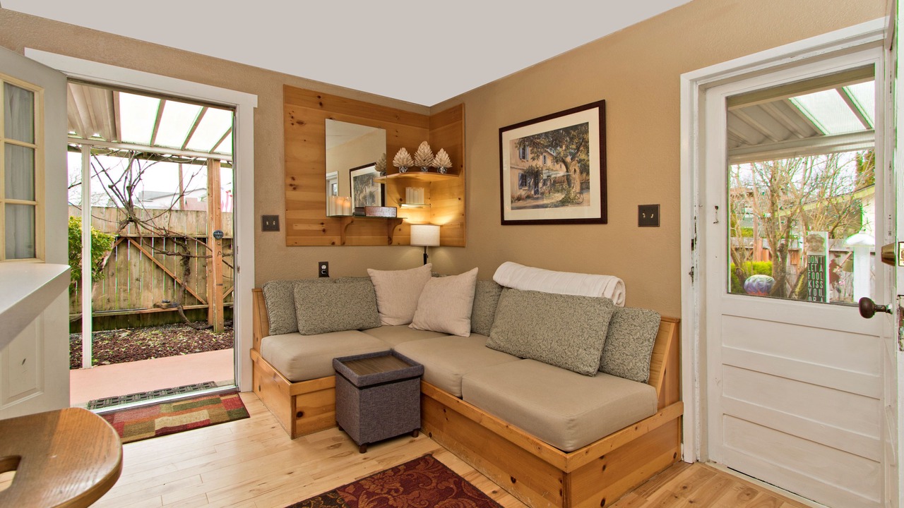 Photo of Livingroom in Enumclaw