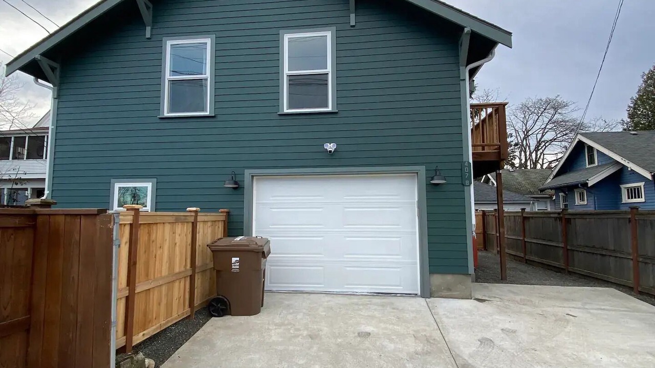 Photo of Outdoor in Hilltop