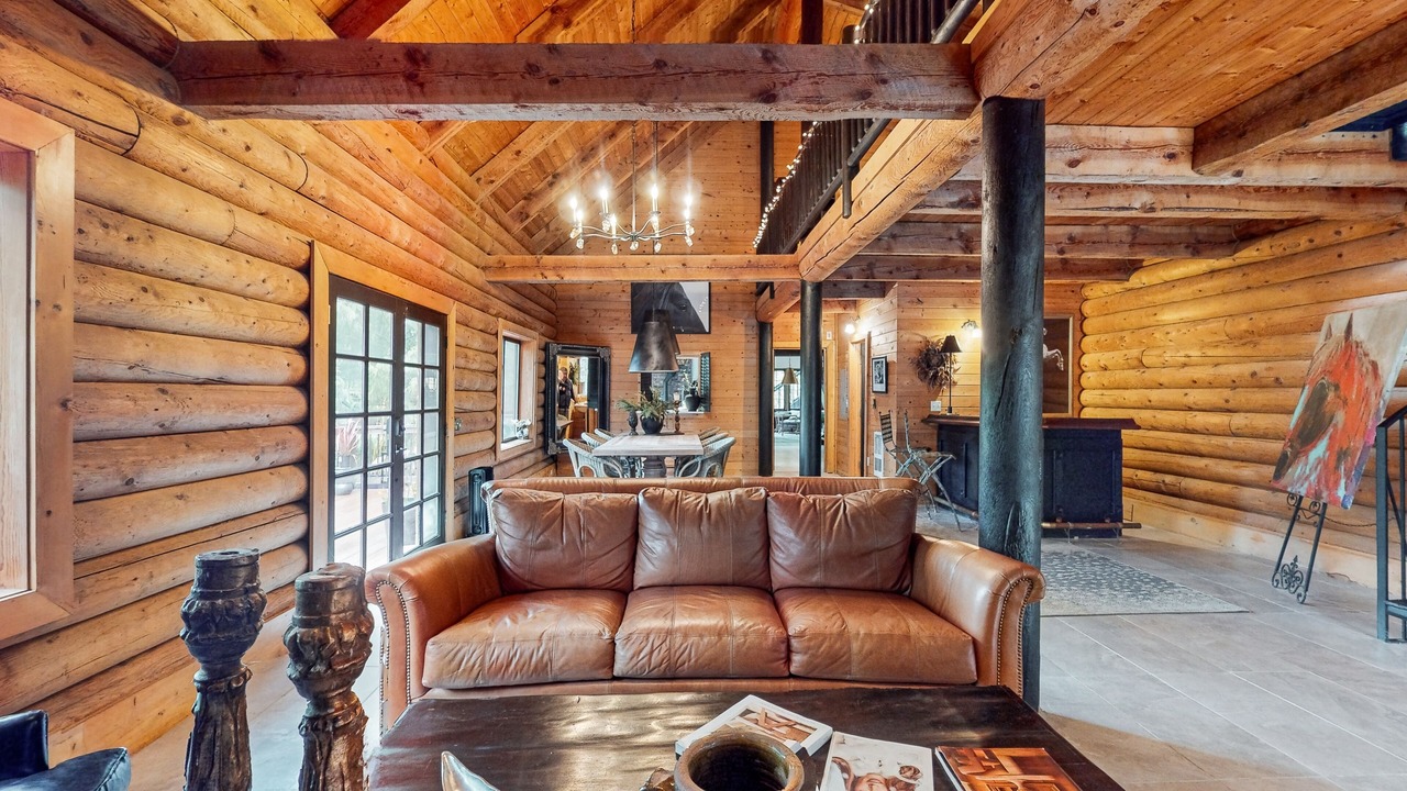 Photo of Livingroom in Mirrormont