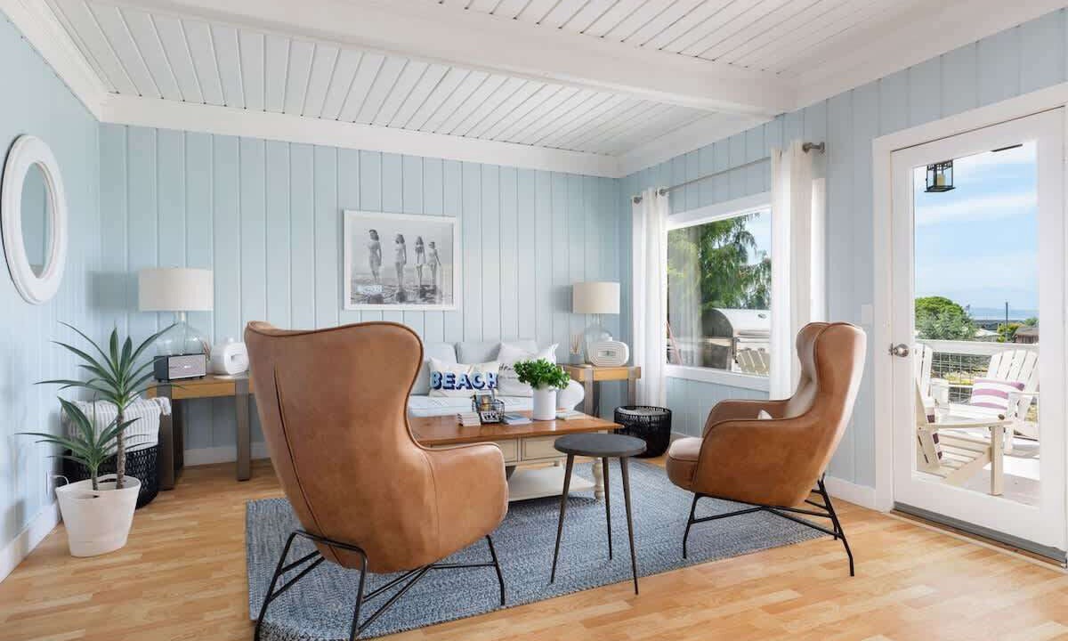 Photo of Livingroom in Lagoon Point